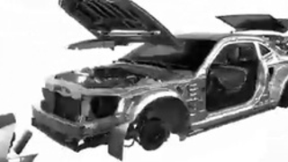 2010 Chevy Camaro SS Shows Us How It Puts Clothes On